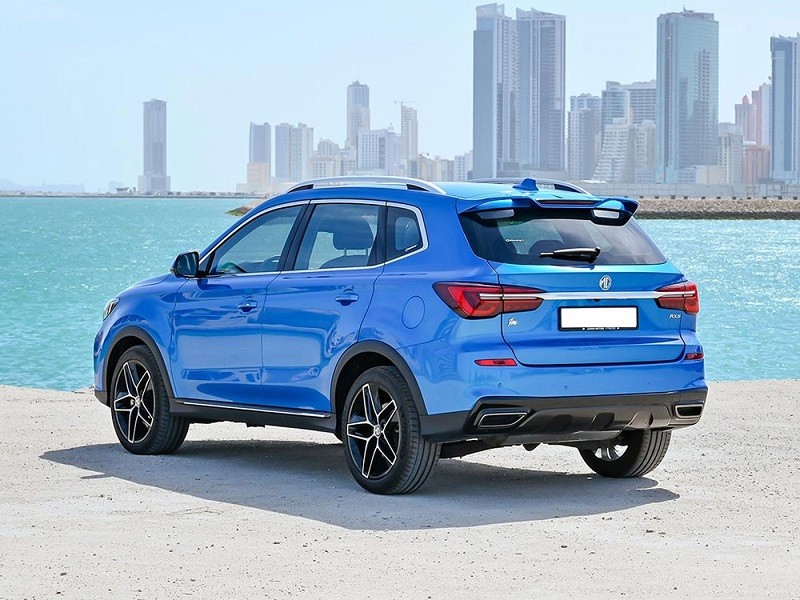 Thiết kế đuôi xe MG RX5 2023.