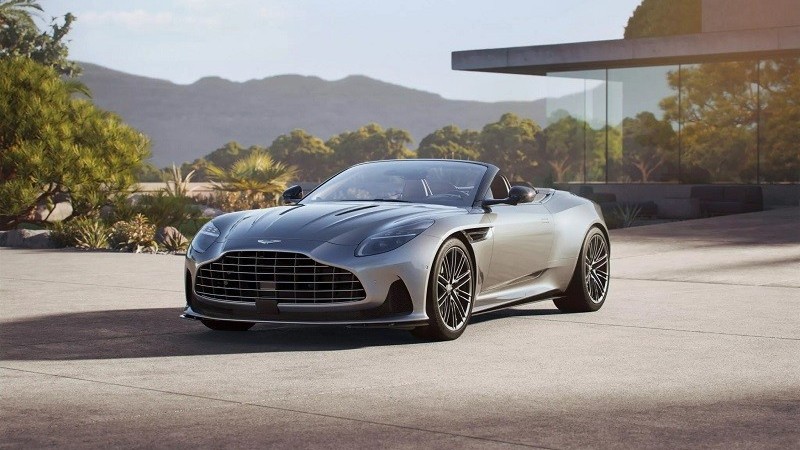 Cận cảnh siêu xe mui trần Aston Martin DB12 Volante vừa ra mắt