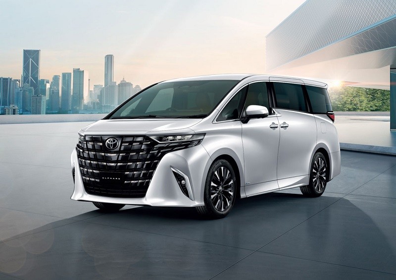Cận cảnh Toyota Alphard 2024 vừa ra mắt tại Thái Lan, giá từ 2,73 tỷ đồng