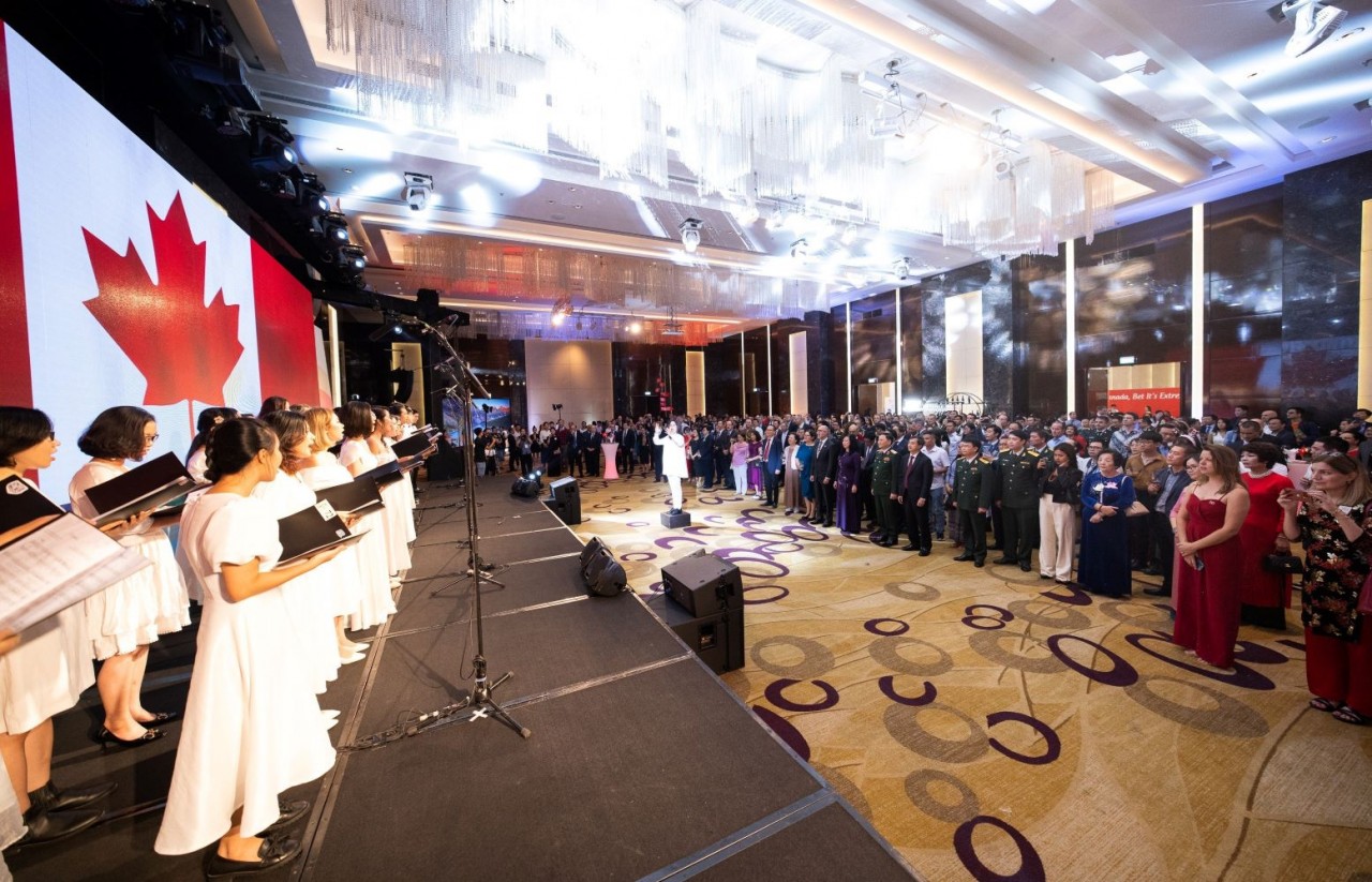 Kỷ niệm 50 năm thiết lập quan hệ ngoại giao Việt Nam-Canada Kỷ niệm 50 năm thiết lập quan hệ ngoại giao Việt Nam-Canada