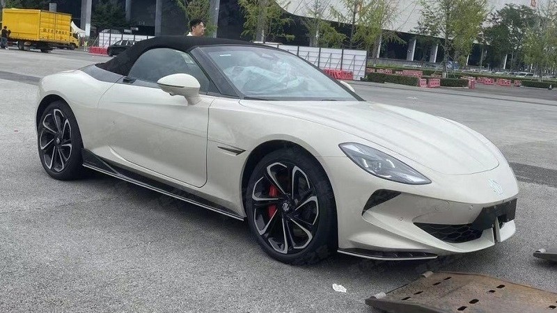 Lộ diện hình ảnh MG Cyberster 2024 tại Trung Quốc