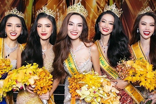 Lê Hoàng Phương xuất sắc đăng quang Hoa hậu Hòa bình Việt Nam 2023