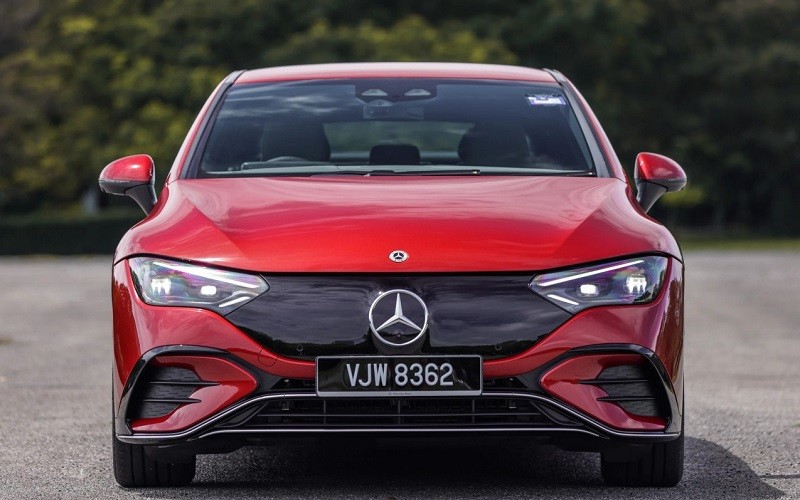 Cận cảnh xe điện Mercedes-Benz EQE350 vừa ra mắt tại Malaysia, giá gần 2,2 tỷ đồng Cận cảnh xe điện Mercedes-Benz EQE350 vừa ra mắt tại Malaysia, giá gần 2,2 tỷ đồng