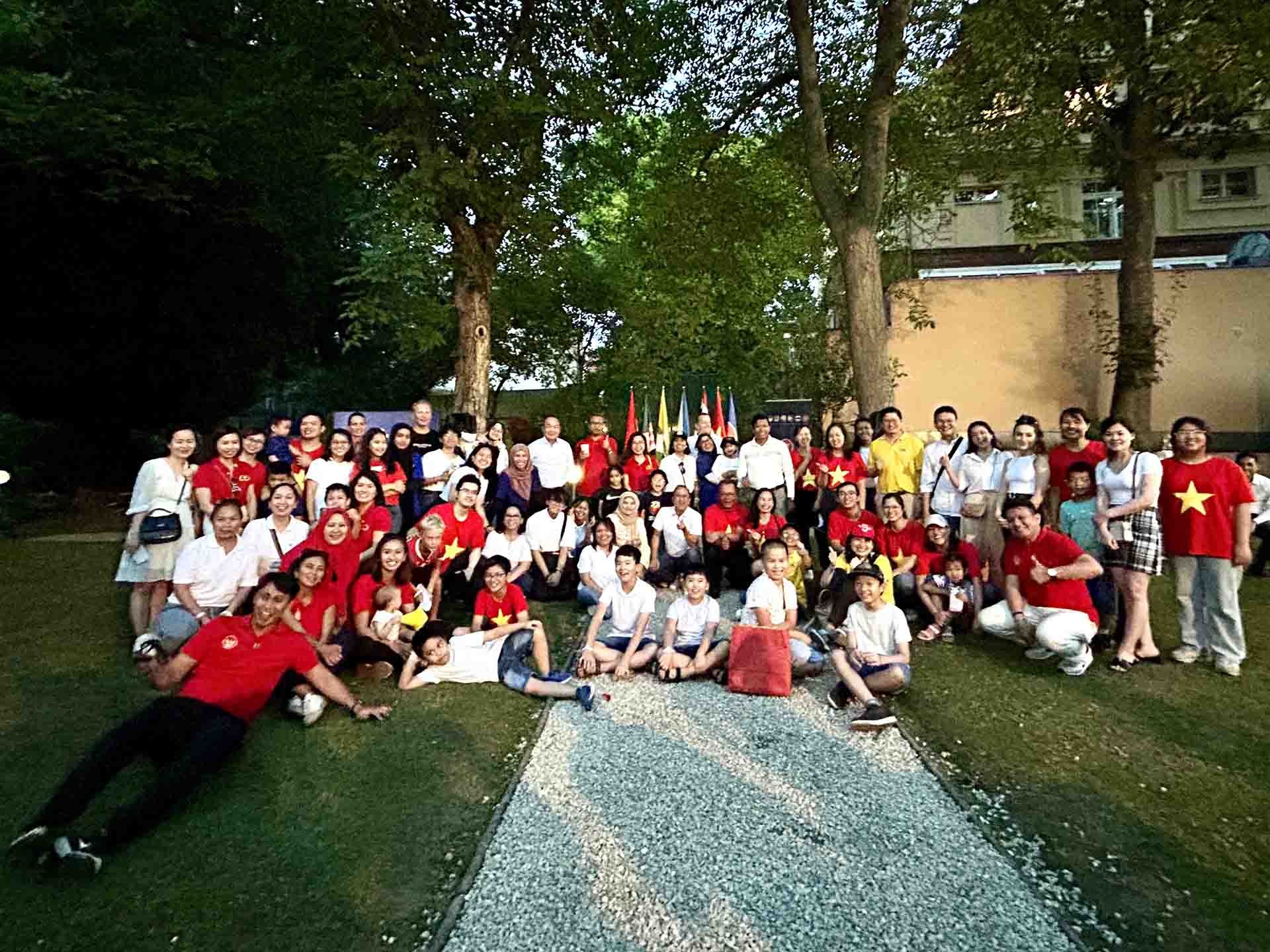 Đoàn kết, sôi nổi Ngày gia đình ASEAN tại Cộng hòa Czech