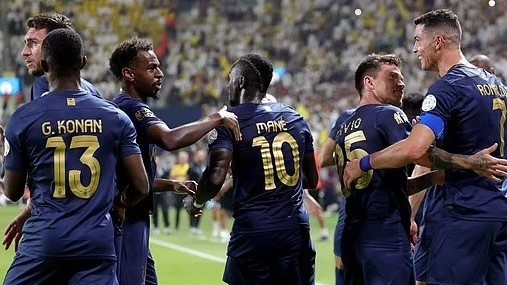 Cristiano Ronaldo ghi hai bàn trên chấm phạt đền, đứng đầu Vua phá lưới Saudi Pro League 2023/2024