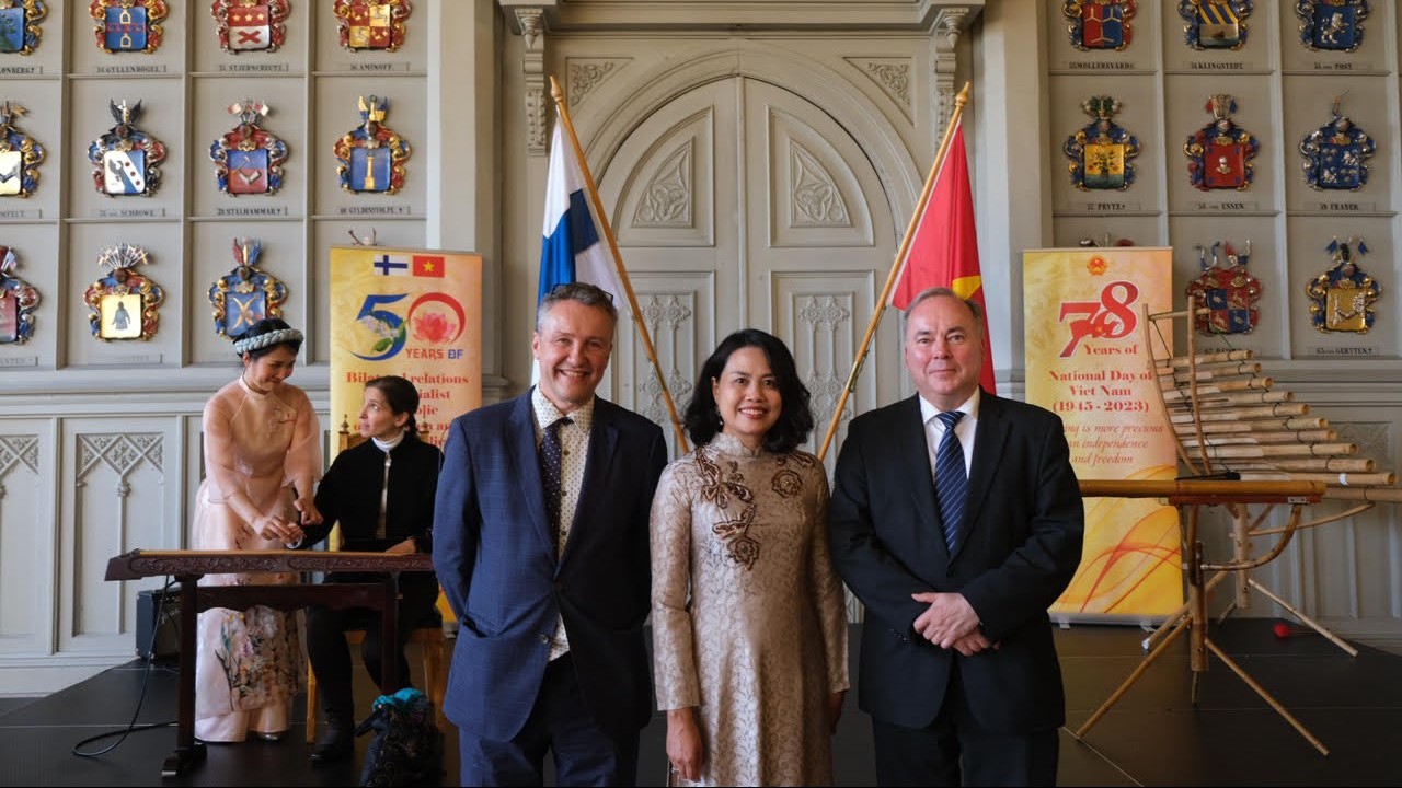 Đại sứ quán Việt Nam tại Phần Lan long trọng tổ chức Lễ kỷ niệm 78 năm Quốc khánh và 50 năm quan hệ ngoại giao Việt Nam-Phần Lan