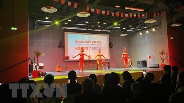 Quảng bá di sản văn hóa Hội An tại Paris, Pháp