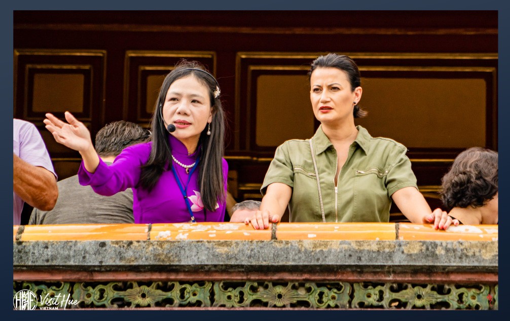 Chủ tịch Thượng viện Bỉ tham quan di sản Huế.