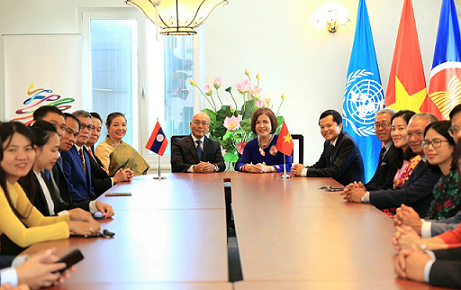 Thắt chặt tình đoàn kết đặc biệt giữa hai Phái đoàn Việt Nam và Lào tại Geneva, Thụy Sỹ