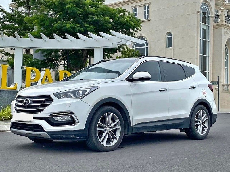 Triệu hồi hơn 5.600 chiếc Hyundai SantaFe tại Việt Nam vì lỗi phanh Triệu hồi hơn 5.600 chiếc Hyundai SantaFe tại Việt Nam vì lỗi phanh