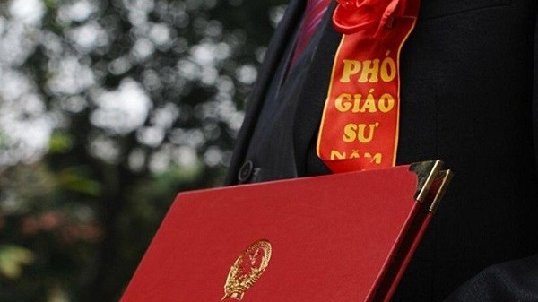 695 ứng viên đợi xét chức danh giáo sư, phó giáo sư năm 2023