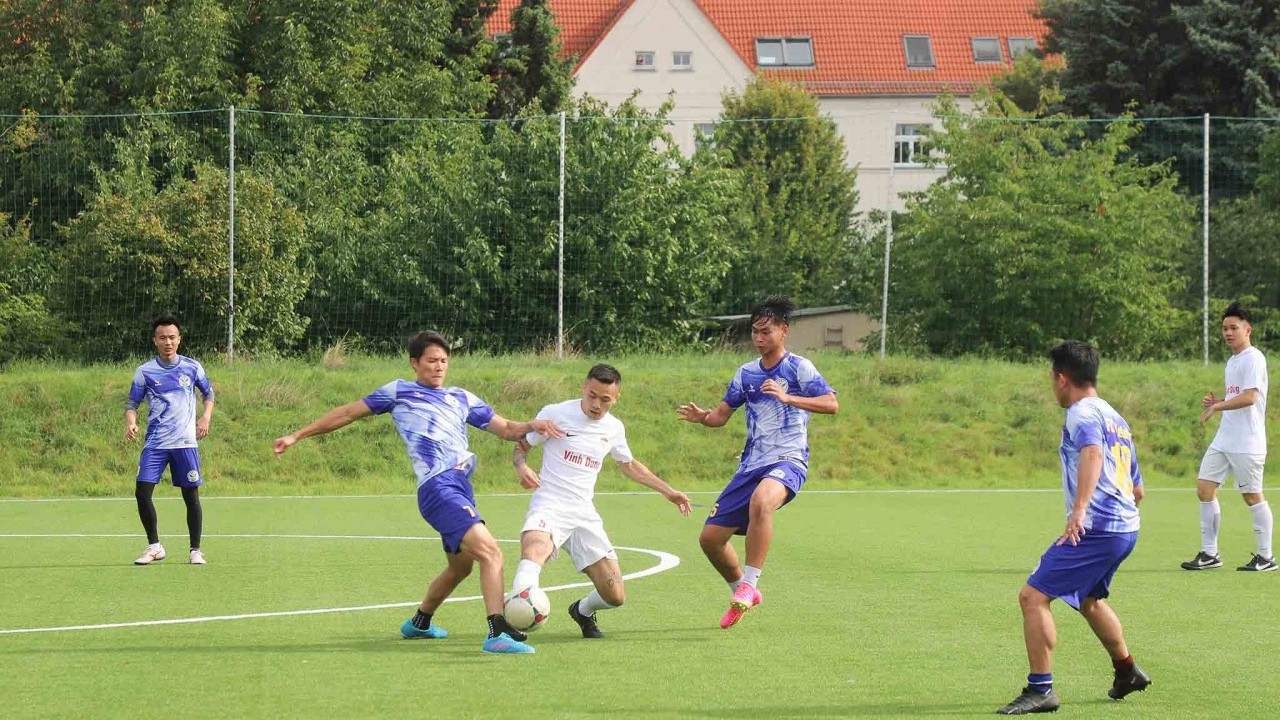 Giải bóng đá Cộng đồng người Việt toàn Liên bang Đức: Xây dựng hình ảnh đẹp của con người Việt Nam