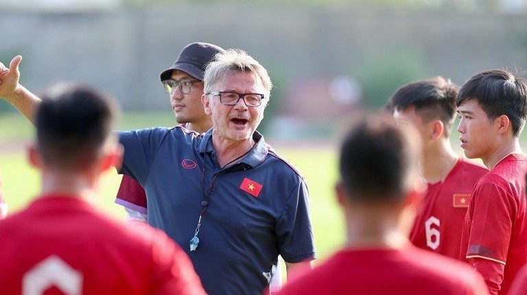 Xem trực tiếp đội tuyển U23 Việt Nam thi đấu vòng loại U23 châu Á 2024 ở đâu, kênh nào?