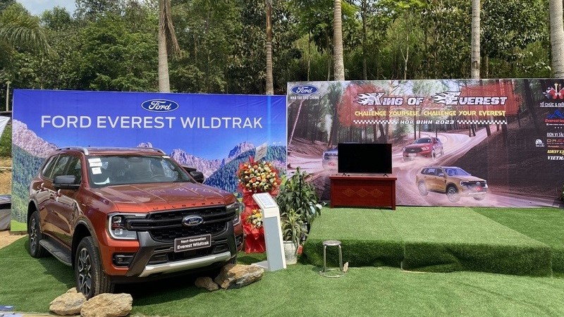 Triệu hồi Ford Everest thế hệ mới tại Việt Nam để khắc phục lỗi