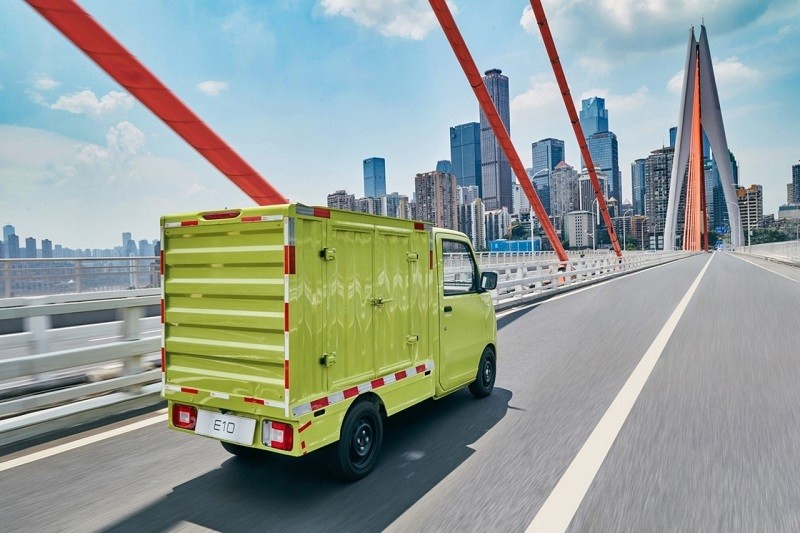 Cận cảnh xe tải điện Wuling E10 siêu nhỏ, giá chỉ từ 121 triệu đồng Cận cảnh xe tải điện Wuling E10 siêu nhỏ, giá chỉ từ 121 triệu đồng