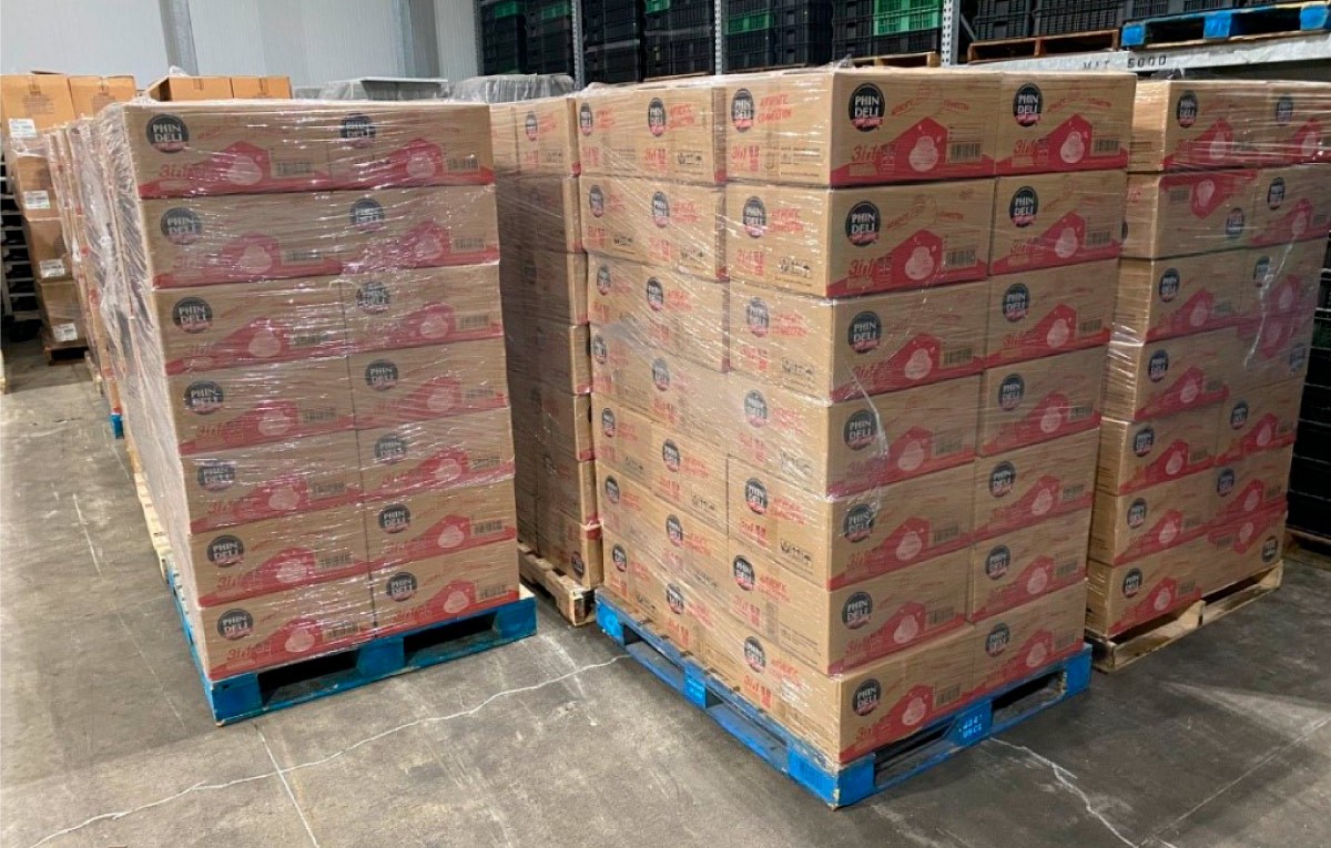 Lô hàng cà phê hòa tan 3 in 1 PhinDeli đầu tiên cập Cảng Oakland, California, Hoa Kỳ, tháng 4/2022. (Nguồn: PhinDeli)