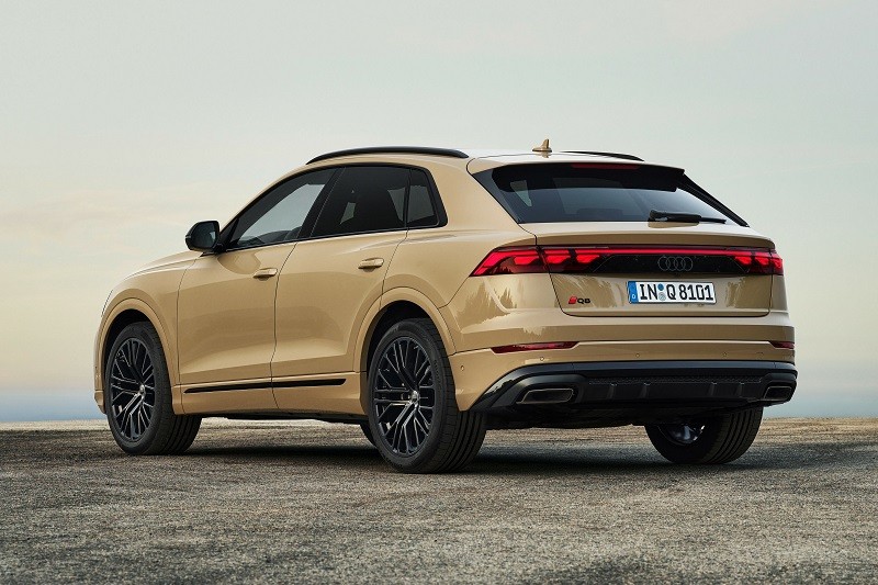 Cận cảnh Audi Q8 2024 vừa ra mắt tại Đức, giá hơn 2,2 tỷ đồng Cận cảnh Audi Q8 2024 vừa ra mắt tại Đức, giá hơn 2,2 tỷ đồng