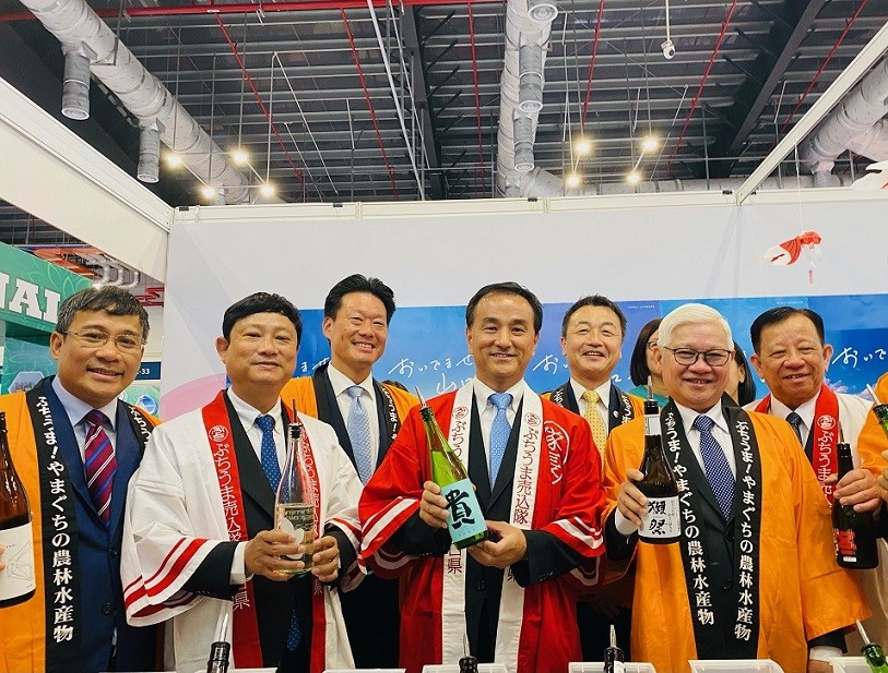 Bình Dương - một trong những điểm đến hấp dẫn hàng đầu đối với nhà đầu tư Nhật Bản Bình Dương - một trong những điểm đến hấp dẫn hàng đầu đối với nhà đầu tư Nhật Bản