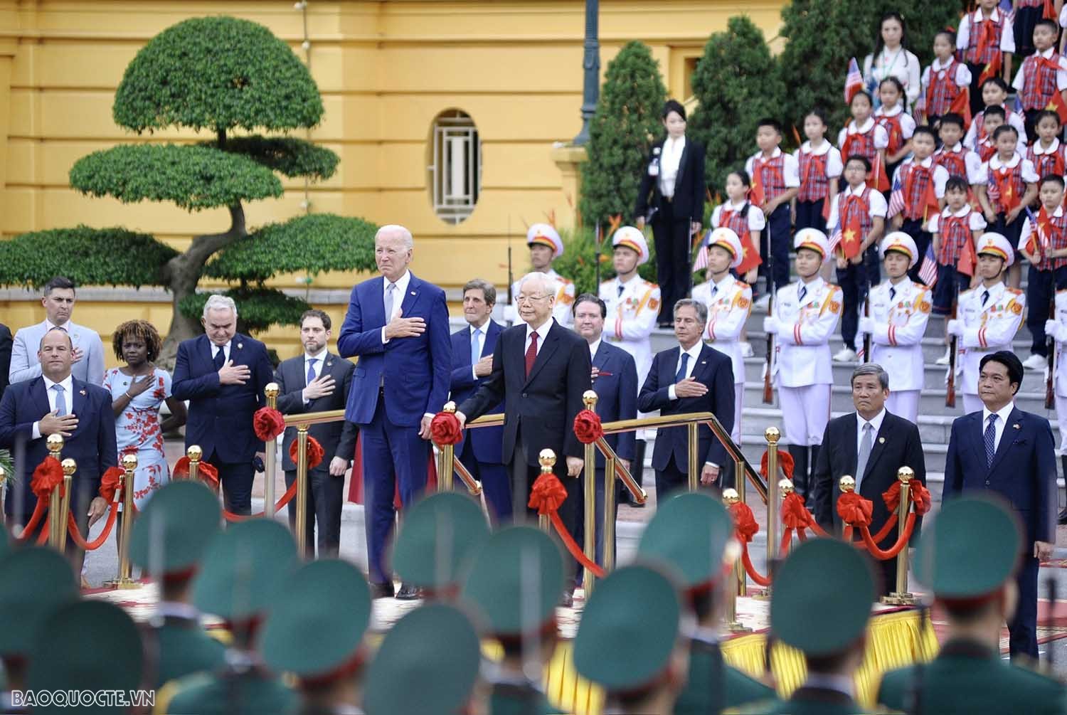 Tổng Bí thư Nguyễn Phú Trọng với Ngoại giao Việt Nam Tổng Bí thư Nguyễn Phú Trọng với Ngoại giao Việt Nam