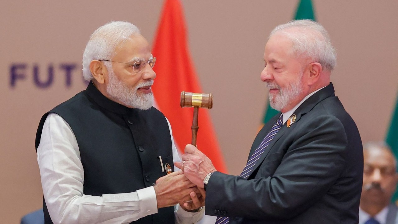 Điểm tin thế giới sáng 11/9: Trung Quốc phóng vệ tinh viễn thám mới, lãnh đạo Nga-Mali điện đàm, Canada hoãn đàm phán thương mại với Ấn Độ