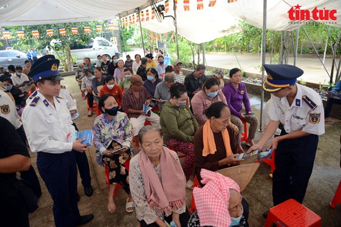 Cảnh sát biển tuyên truyền về bảo vệ chủ quyền biển đảo