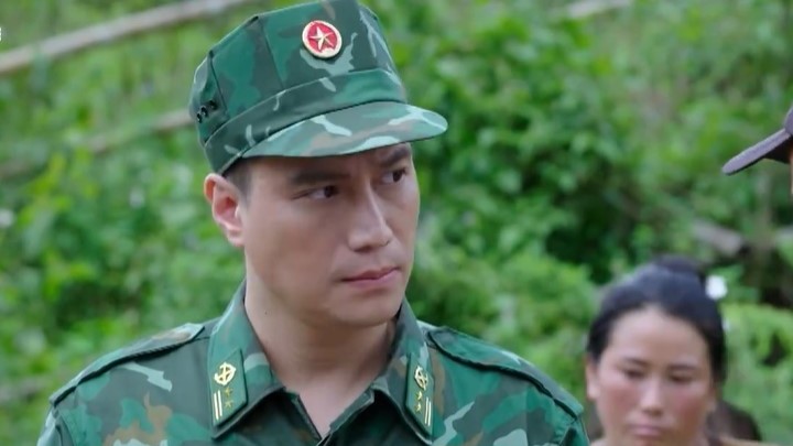 Cuộc chiến không giới tuyến tập 1: Trung (Việt Anh) gặp khó ở địa bàn mới...