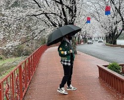 Hội quân cùng đội tuyển Việt Nam, tiền đạo Văn Toàn tâm sự về cuộc sống ở Hàn Quốc