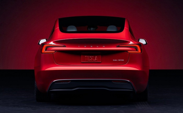 Cận cảnh xe điện Tesla Model 3 2024, phạm vi hoạt động tối đa 677 km Cận cảnh xe điện Tesla Model 3 2024, phạm vi hoạt động tối đa 677 km