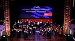 Giao lưu nghệ thuật kỷ niệm 50 năm thiết lập quan hệ ngoại giao Việt Nam-Vương quốc Anh