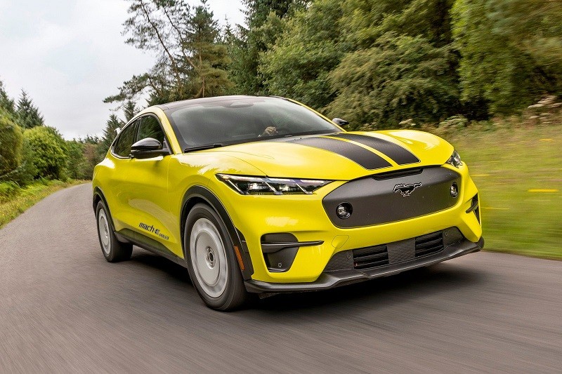 Ford Mustang Mach-E Rally là một trong những mẫu xe điện hiếm hoi có thiết kế chuyên chạy địa hình. Ford Mustang Mach-E Rally là một trong những mẫu xe điện hiếm hoi có thiết kế chuyên chạy địa hình.
