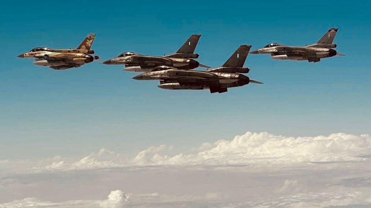 Israel và Hy Lạp tập trận tấn công tầm xa, bắn đạn thật vào 'cơ sở hạt nhân giả định'