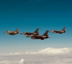 Israel và Hy Lạp tập trận tấn công tầm xa, bắn đạn thật vào 'cơ sở hạt nhân giả định'