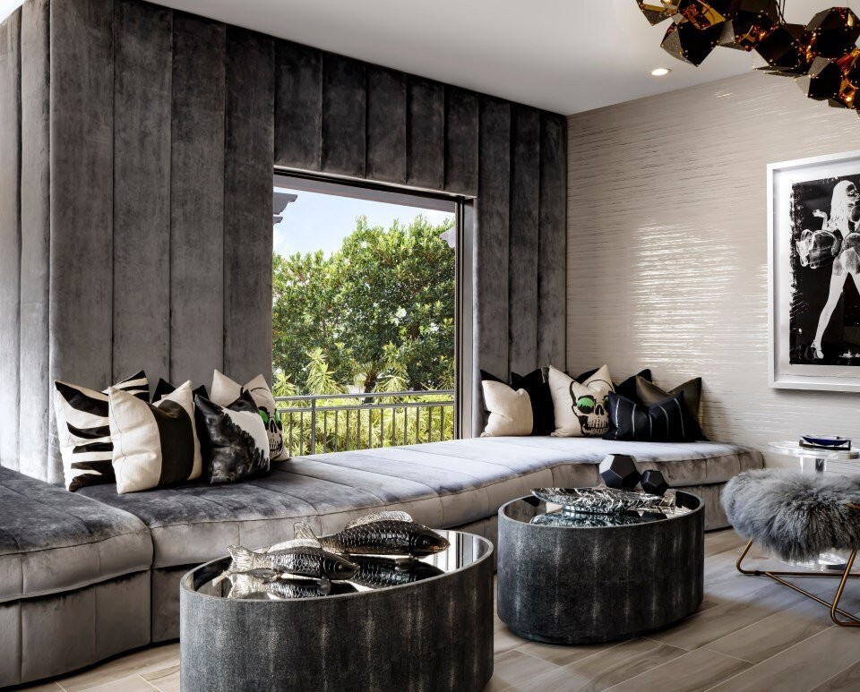 Khu vực thư giãn trong căn biệt thự.