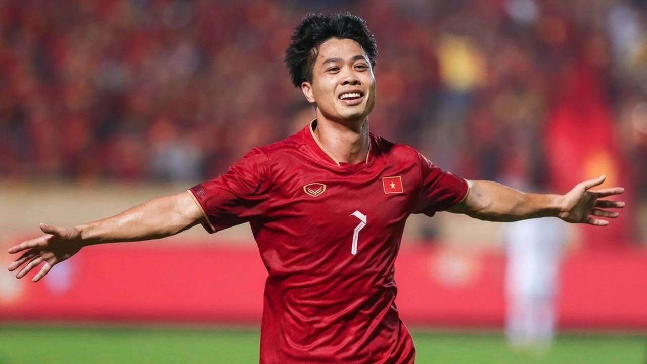 Báo Nhật Bản: Công Phượng gặp khó ở Yokohama FC