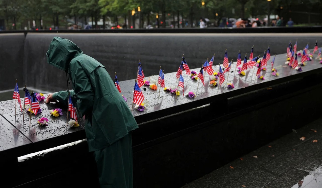 Ảnh ấn tượng (11 17/9): Tổng thống Hoa Kỳ Biden thăm Việt Nam, cuộc gặp lịch sử Nga-Triều, lính Ukraine bắn loại lựu pháo hiếm và đáng gờm