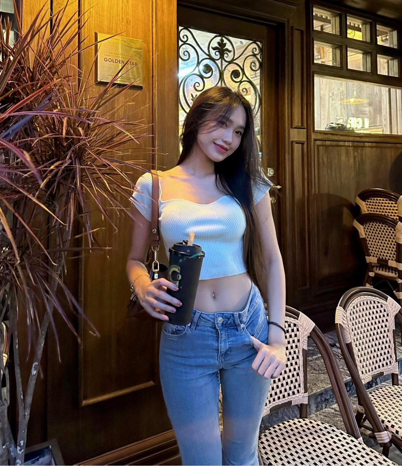 Nhan sắc Doãn Hải My