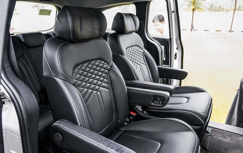 Cận cảnh Hyundai Custin 2.0T vừa ra mắt, giá 999 triệu đồng Cận cảnh Hyundai Custin 2.0T vừa ra mắt, giá 999 triệu đồng