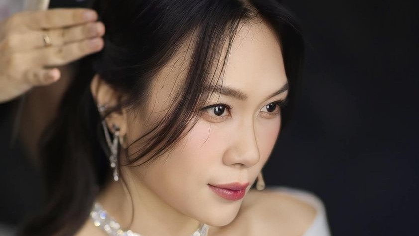 Sao Việt: Mỹ Tâm đẹp xuất sắc, Hoa hậu Hương Giang khoe chân dài miên man