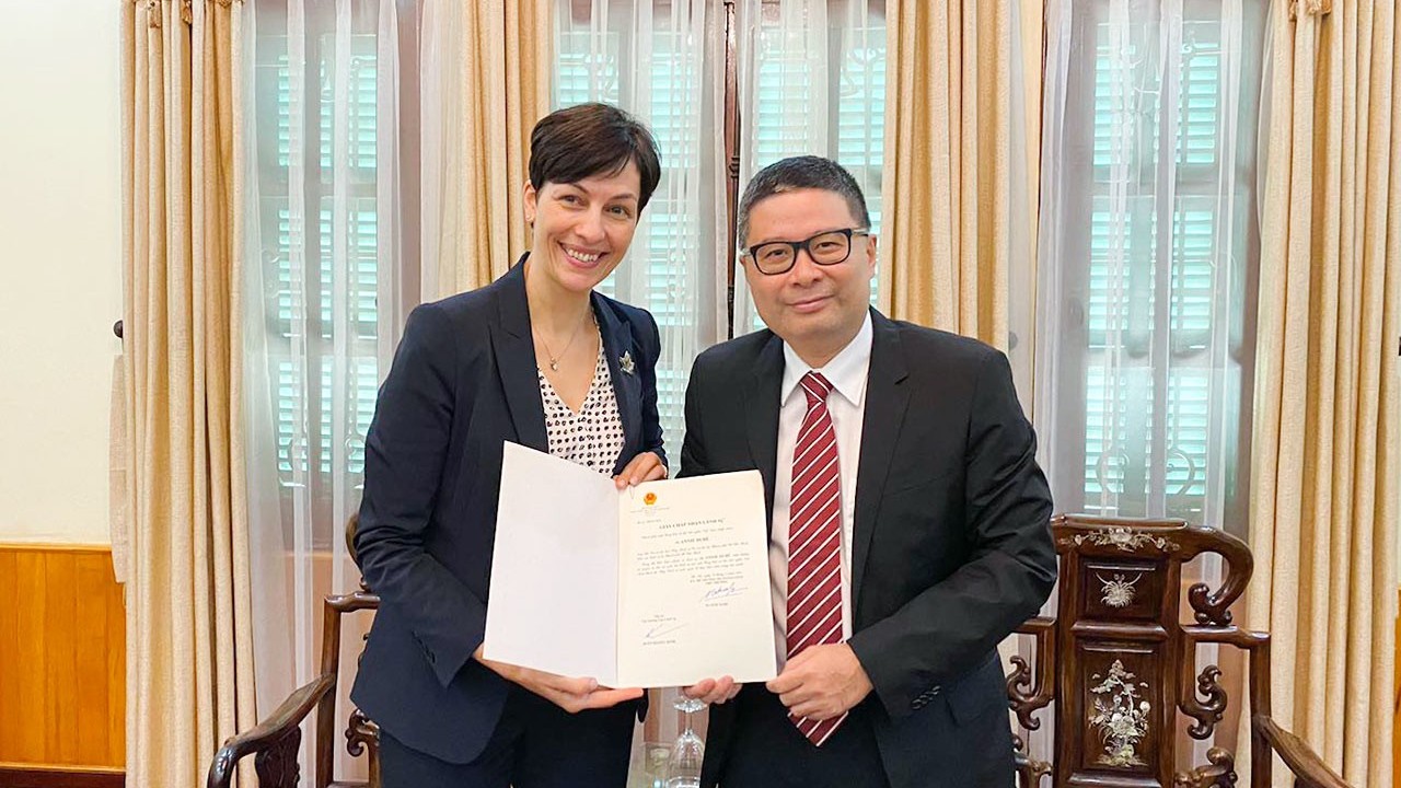 Trao Giấy Chấp nhận lãnh sự cho Tổng Lãnh sự mới của Canada tại TP. Hồ Chí Minh