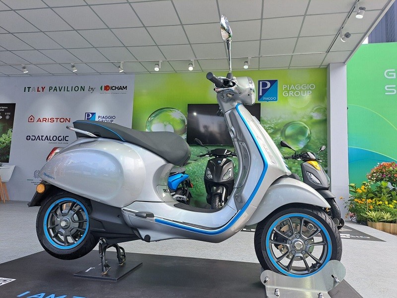 Cận cảnh xe điện Vespa Elettrica 2023 sắp bán tại Việt Nam, giá 280 triệu đồng Cận cảnh xe điện Vespa Elettrica 2023 sắp bán tại Việt Nam, giá 280 triệu đồng