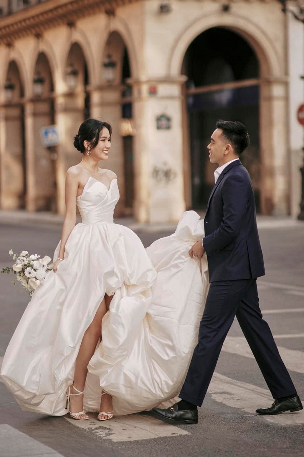 Trong tiệc báo hỷ hôm 17/9, Đắc Đức trao lời ước hẹn với vợ: Á hậu Phương Anh chụp ảnh cưới ở Paris và chuyện hẹn hò lãng mạn bên chồng doanh nhân