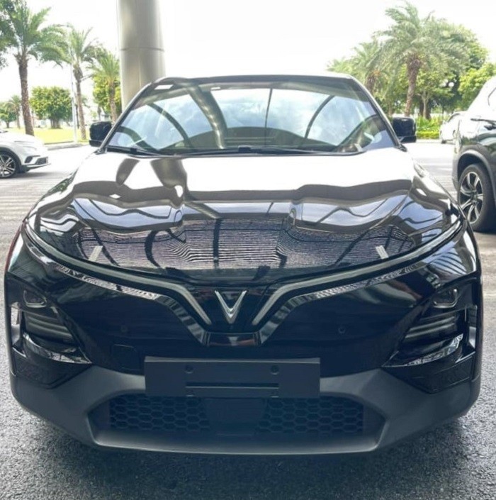 Lộ diện VinFast VF6 2024 bản thương mại trước ngày ra mắt khách hàng Việt