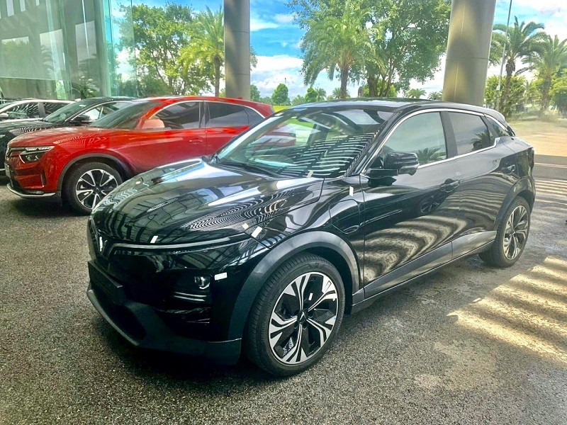 VinFast VF6 2024 bản thương mại.