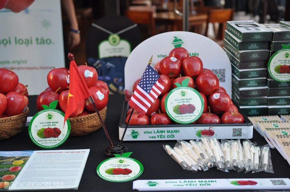 (09.22) Táo Mỹ... (09.22) Táo Mỹ...