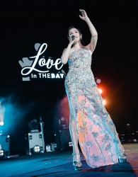 Ca sĩ Hồ Quỳnh Hương, Noo Phước Thịnh hát và giao lưu với khán giả trên Vịnh Hạ Long