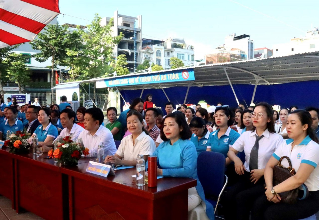Phụ nữ Hà Nội chung tay ngăn chặn bạo lực học đường