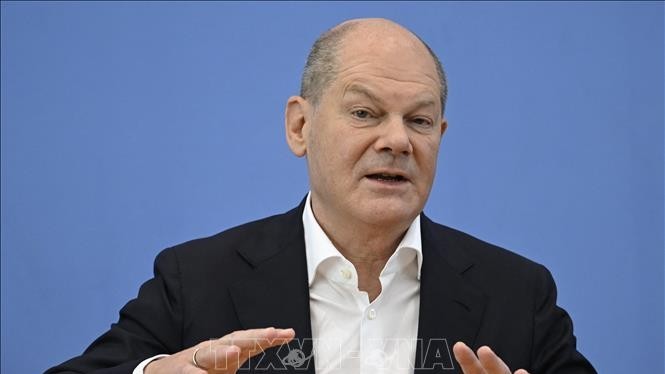 Đức kêu gọi Ba Lan làm rõ cáo buộc liên quan đến bê bối gian lận thị thực