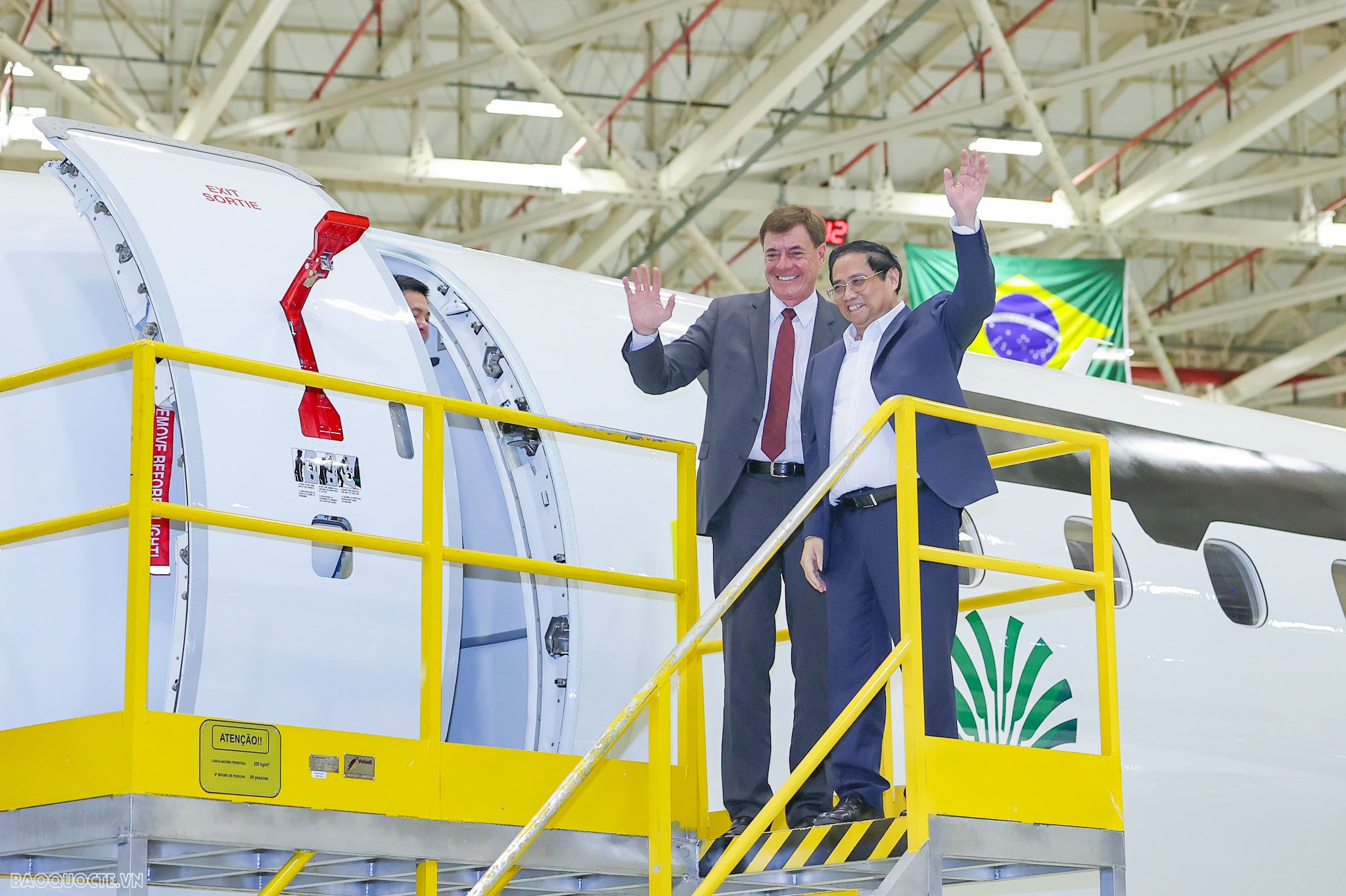 Thủ tướng Phạm Minh Chính cho rằng vận tải hàng không có nhiều lợi thế để việc phát triển hàng không trở thành xu thế của thời đại như thuận tiện, nhanh chóng với giá cả ngày càng hợp lý; việc đầu tư hạ tầng hàng không bằng đầu tư công cũng rẻ hơn so với 