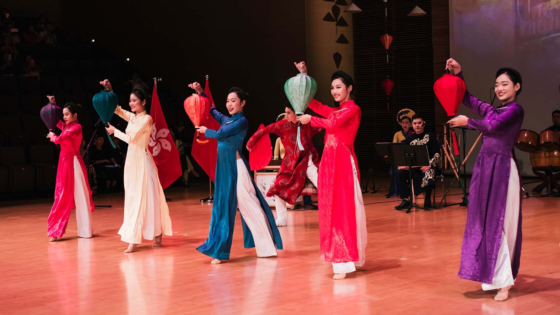 Chuỗi hoạt động ngoại giao, văn hóa, kết nối kinh doanh tại Hong Kong nhân 78 năm Quốc khánh Việt Nam