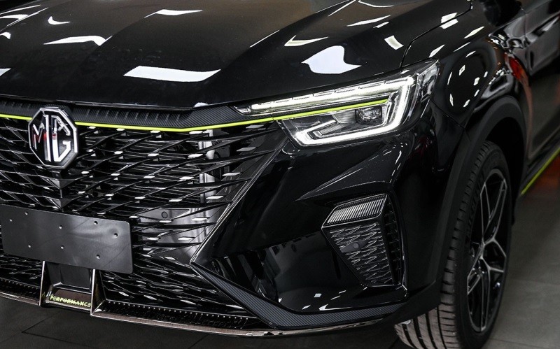 Cận cảnh MG RX5 phiên bản Lux vừa ra mắt tại Việt Nam, giá 829 triệu đồng